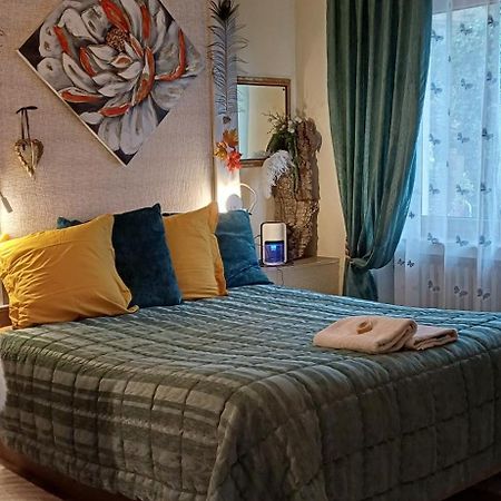 chambres d'hôtes la forêt petit déjeuner inclus Longwy Esterno foto