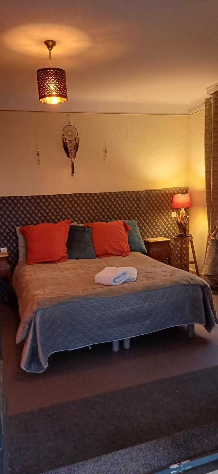 chambres d'hôtes la forêt petit déjeuner inclus Longwy Esterno foto